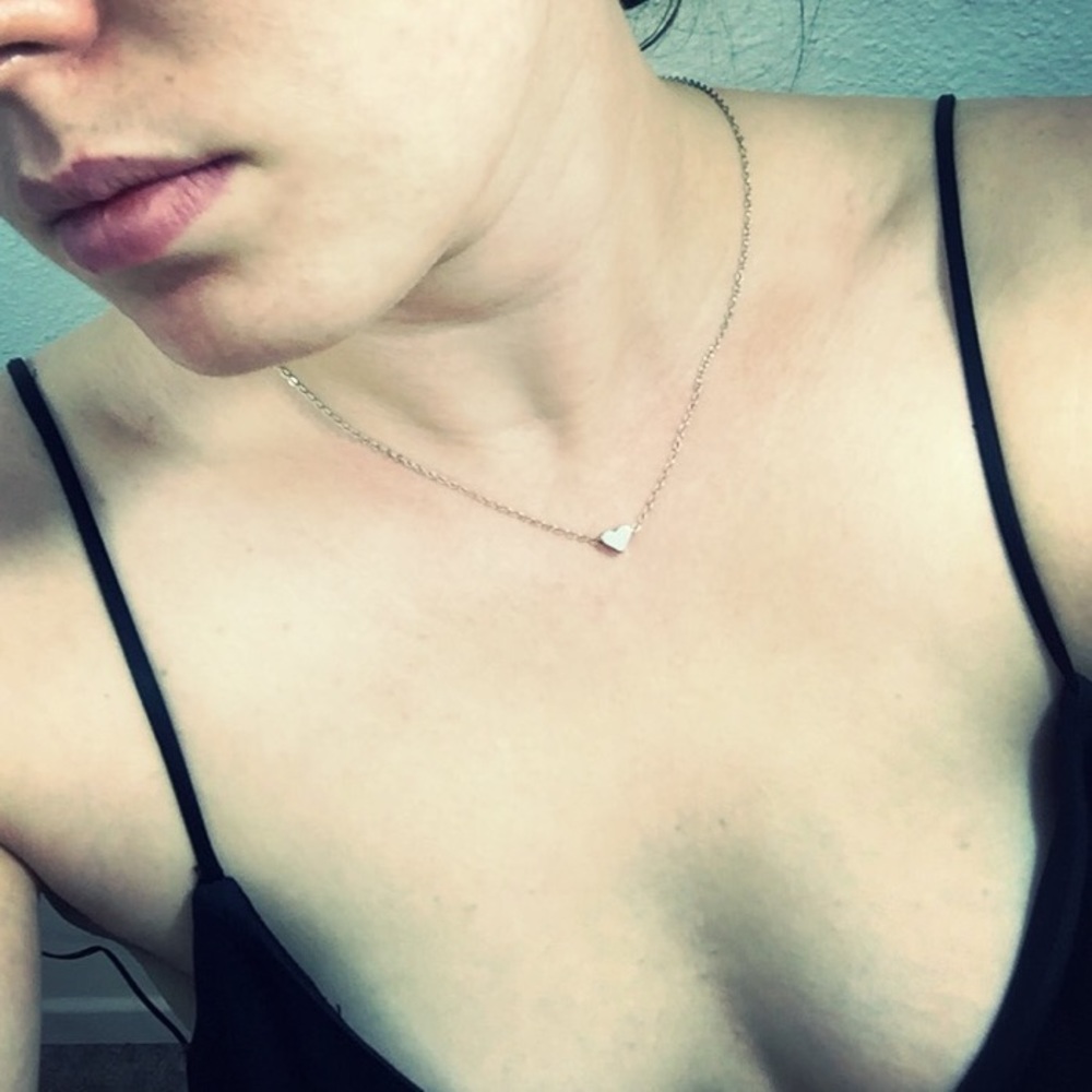 Dainty Silver Heart Necklace {SOLD} - Picture 3 of 7